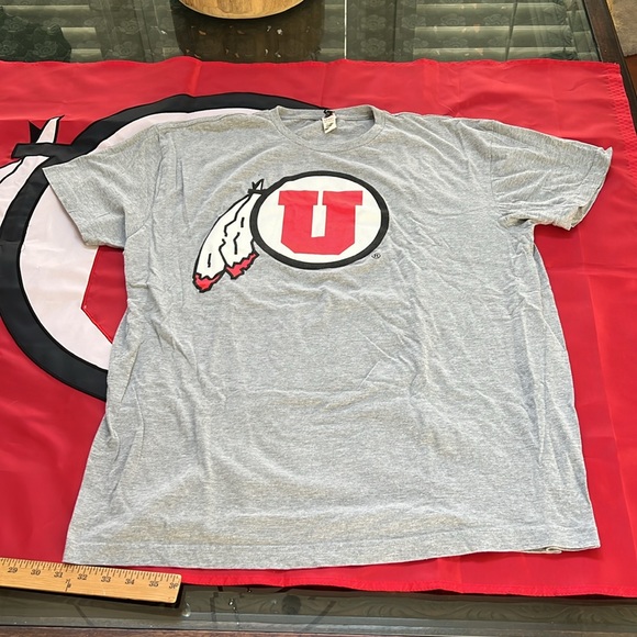 University of Utah pack (flag, mug, new sticker, xl men’s tshirt) - Picture 3 of 9